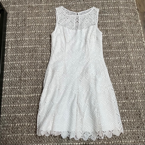 WHBM White Lace Overlay Dress NWT - Picture 5 of 8